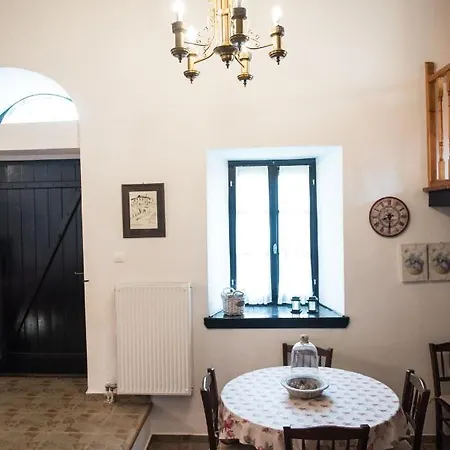 πέτρινο αρχοντικό بورتاريا