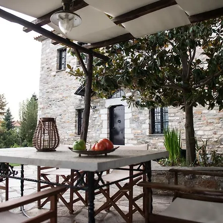πέτρινο αρχοντικό Villa