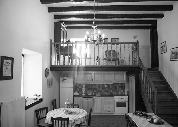 πέτρινο αρχοντικό فيلة بورتاريا