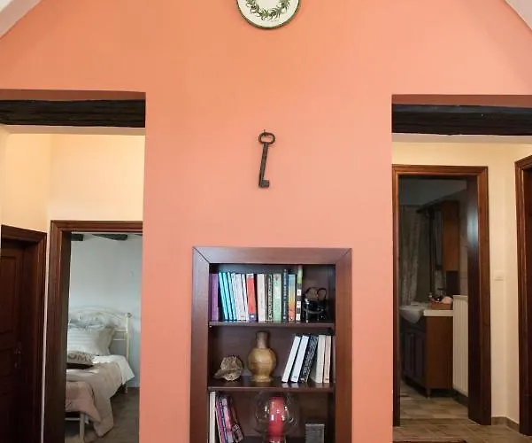 πέτρινο αρχοντικό Villa *